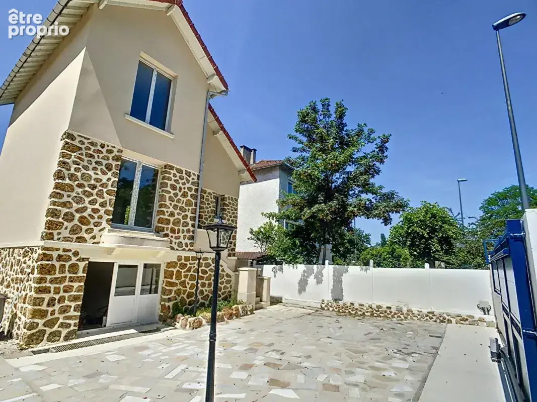 Coup de coeur ! Maison entièrement rénovée, 10 min à pied de la gare - photo 2