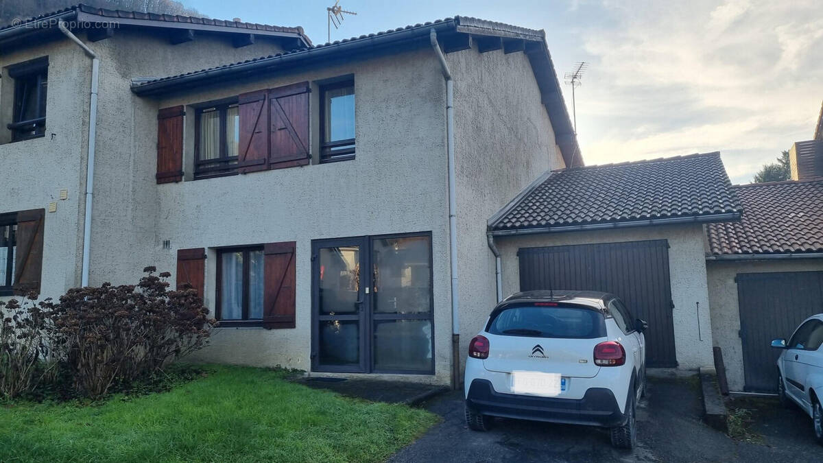 Façade côté nord - Maison à DOMENE