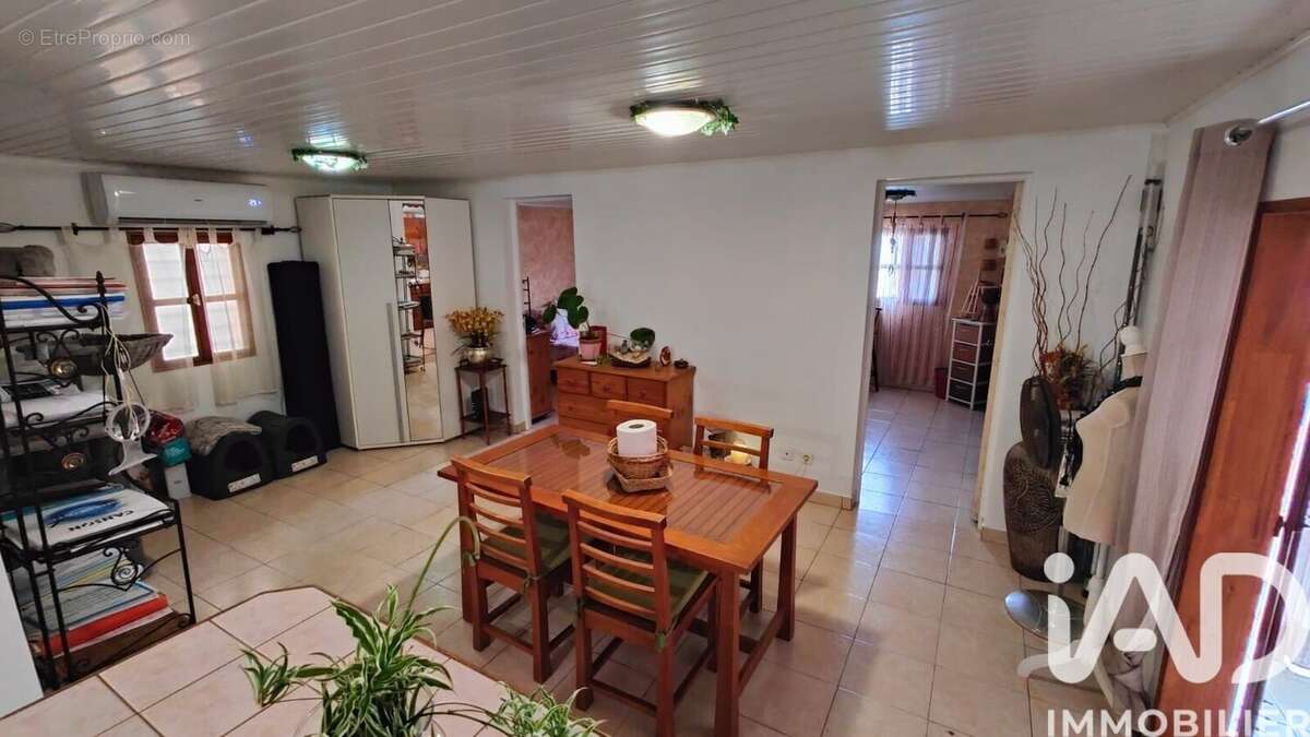 Photo 3 - Maison à SAINT-PIERRE