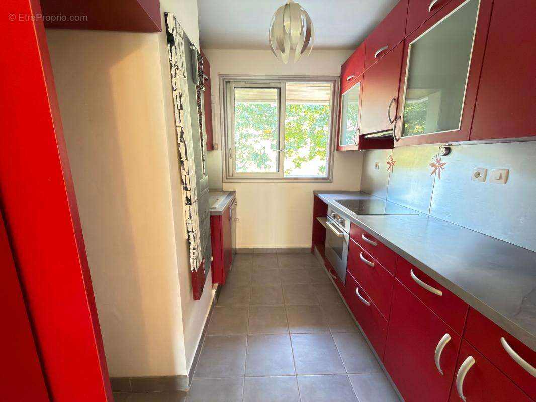 Appartement à SAINT-MAUR-DES-FOSSES