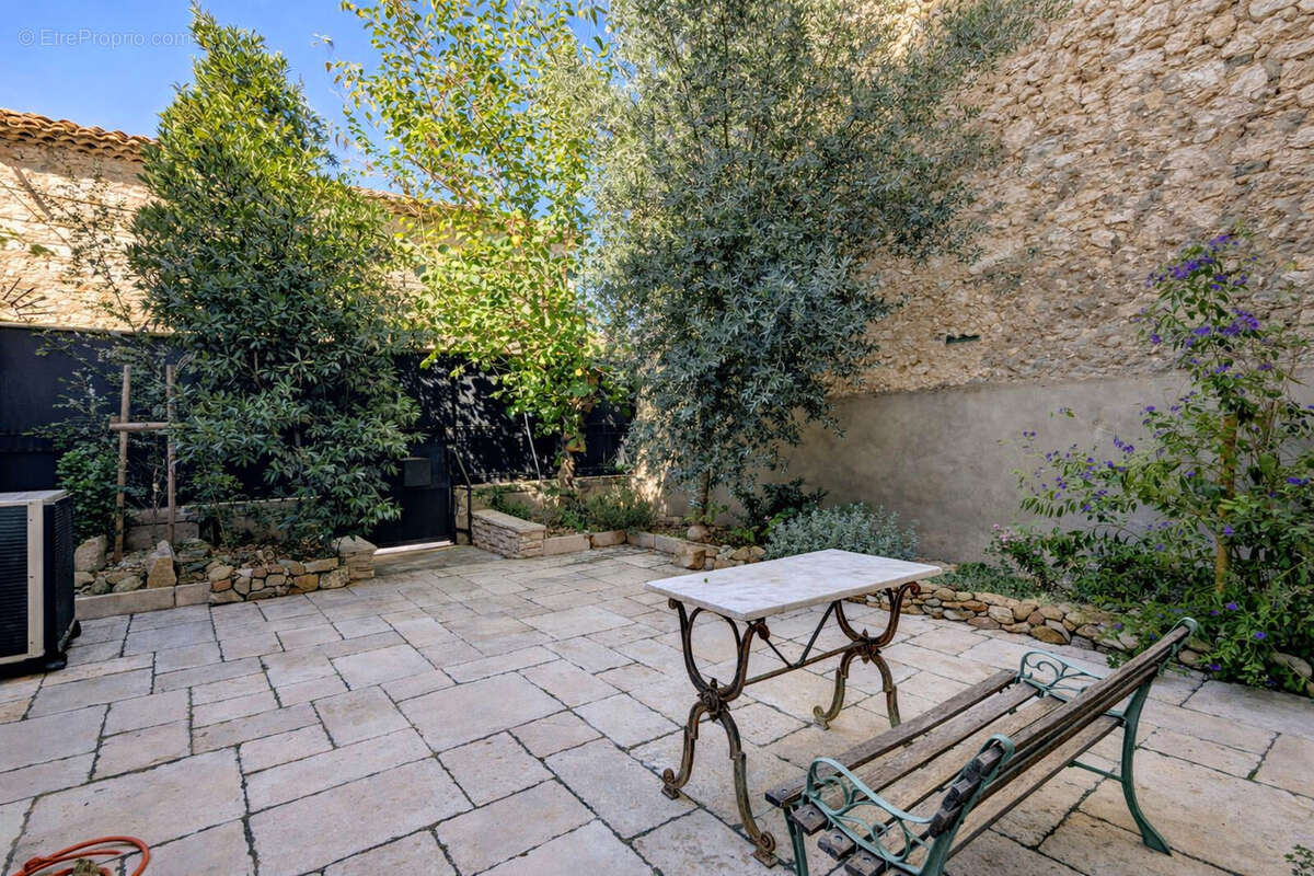 Grande Maison de Maître   120 m2 habitables avec combles aménageables, proche Narbonne et Béziers - photo 3