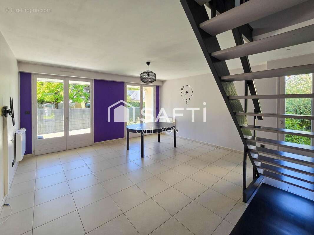Maison 103 m² à Gennes  - photo 3