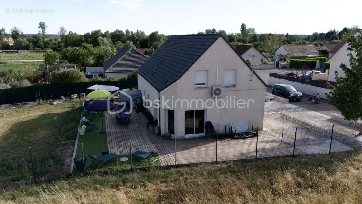Maison 130 m² à Drambon  - photo 16