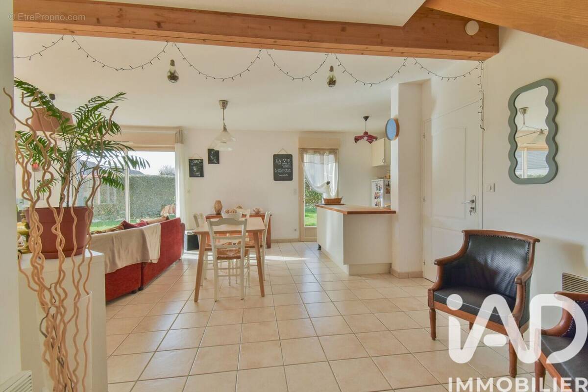Photo 1 - Maison à CHERRE