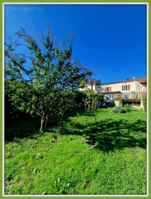 Maison à VERTEILLAC