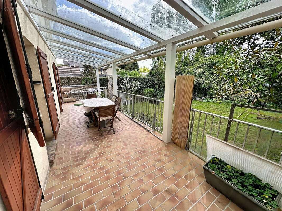 Maison 175 m² à Chevreuse  - photo 6