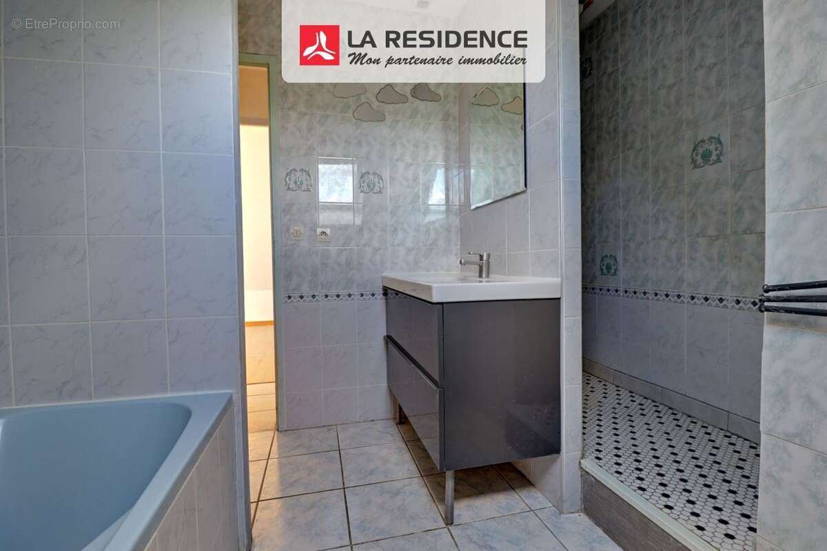 Maison 116 m² à Tourny  - photo 9