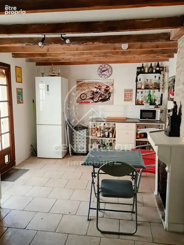 Découvrez cette charmante maison de 84 m2 habitables, idéalement agencée et édifiée sur un terrain de 305 m2. - photo 4