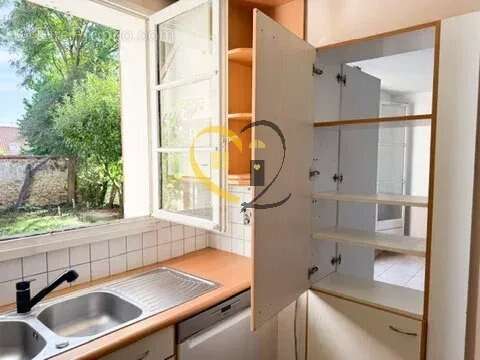 Maison à FONTENAY-LE-FLEURY