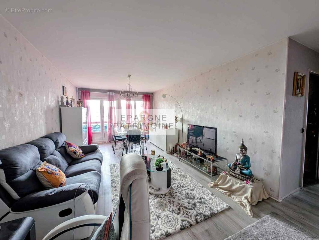 n°6 - Appartement à BRON