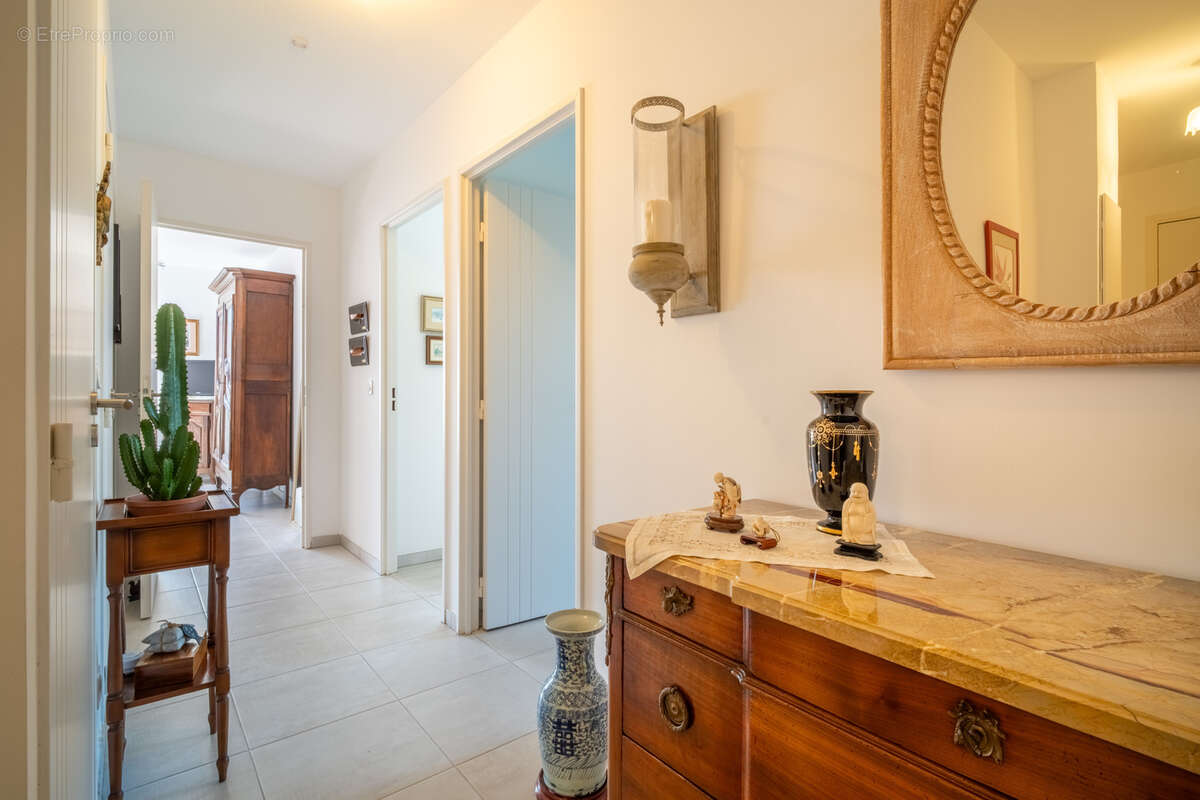 Appartement à SIX-FOURS-LES-PLAGES