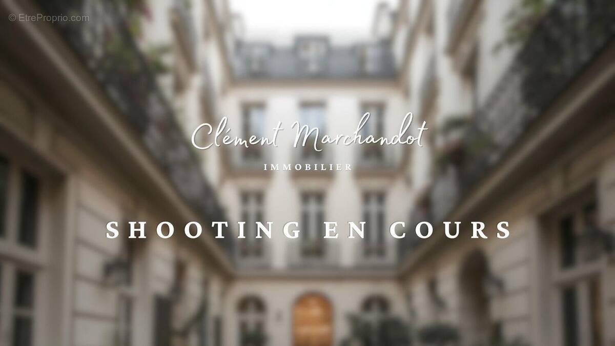 Photo 1 - Appartement à PARIS-8E