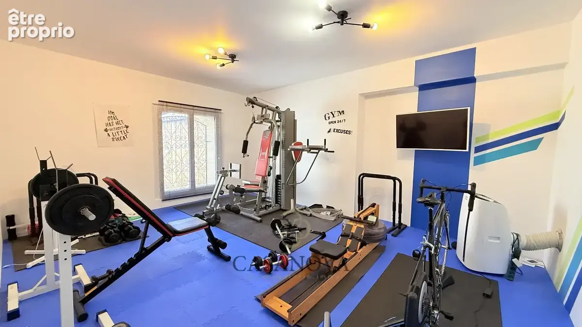 Propriété de prestige rénovée par un architecte à Florensac  460 m², piscine, cinéma privé et terrasse tropézienne - photo 29