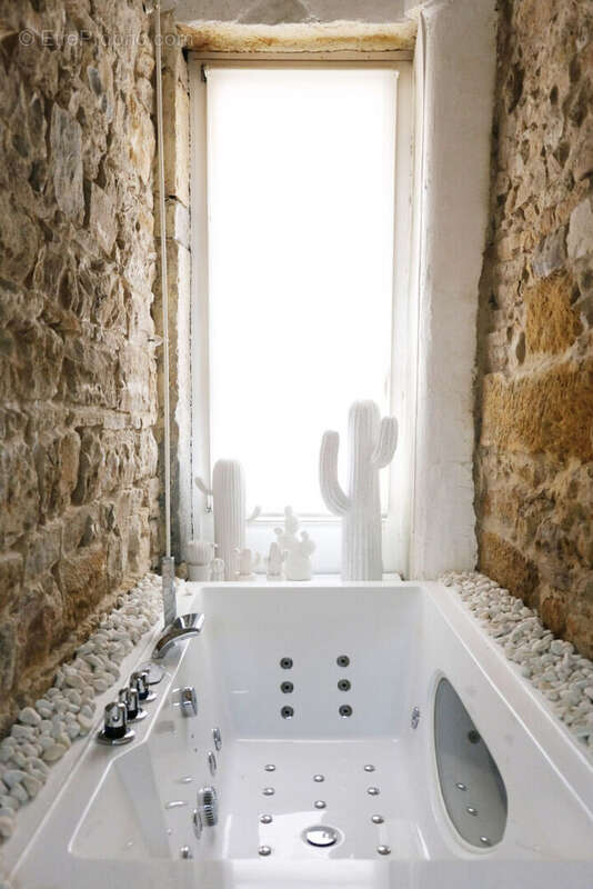 Appartement à LYON-1E