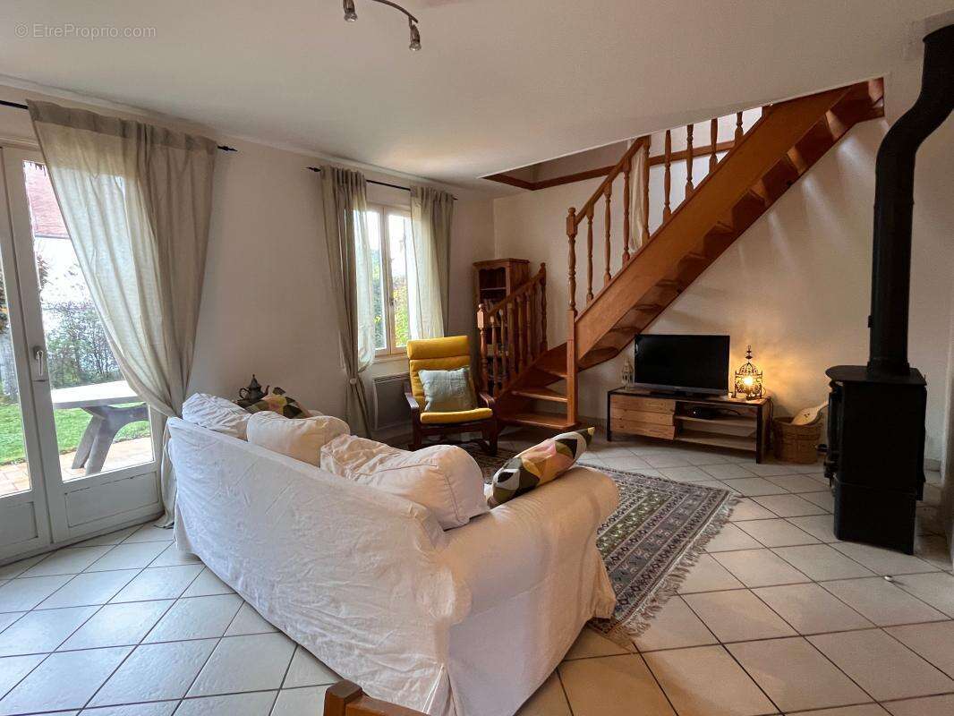 Maison à SAINT-DENIS-EN-VAL