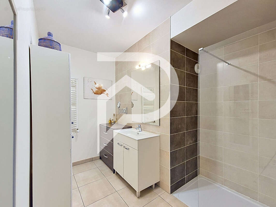 Appartement à MONTELIMAR