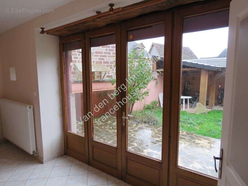 Maison à VARS-SUR-ROSEIX