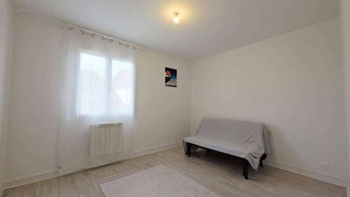 Maison à SAINT-DOULCHARD