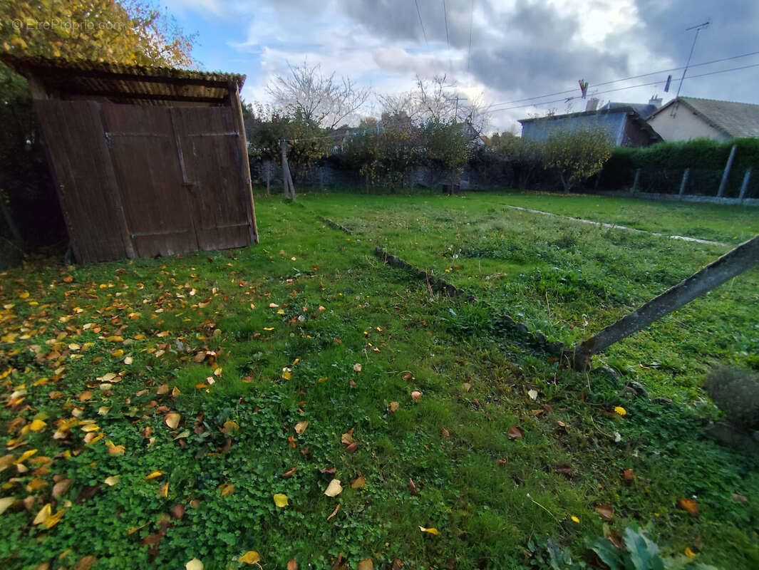 Maison à FRESNAY-SUR-SARTHE