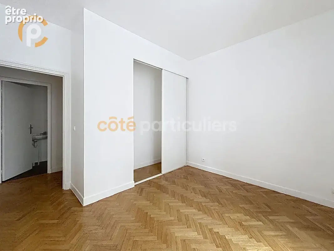 Paris 3e - marais- t3 traversant de 68m2 - photo 6