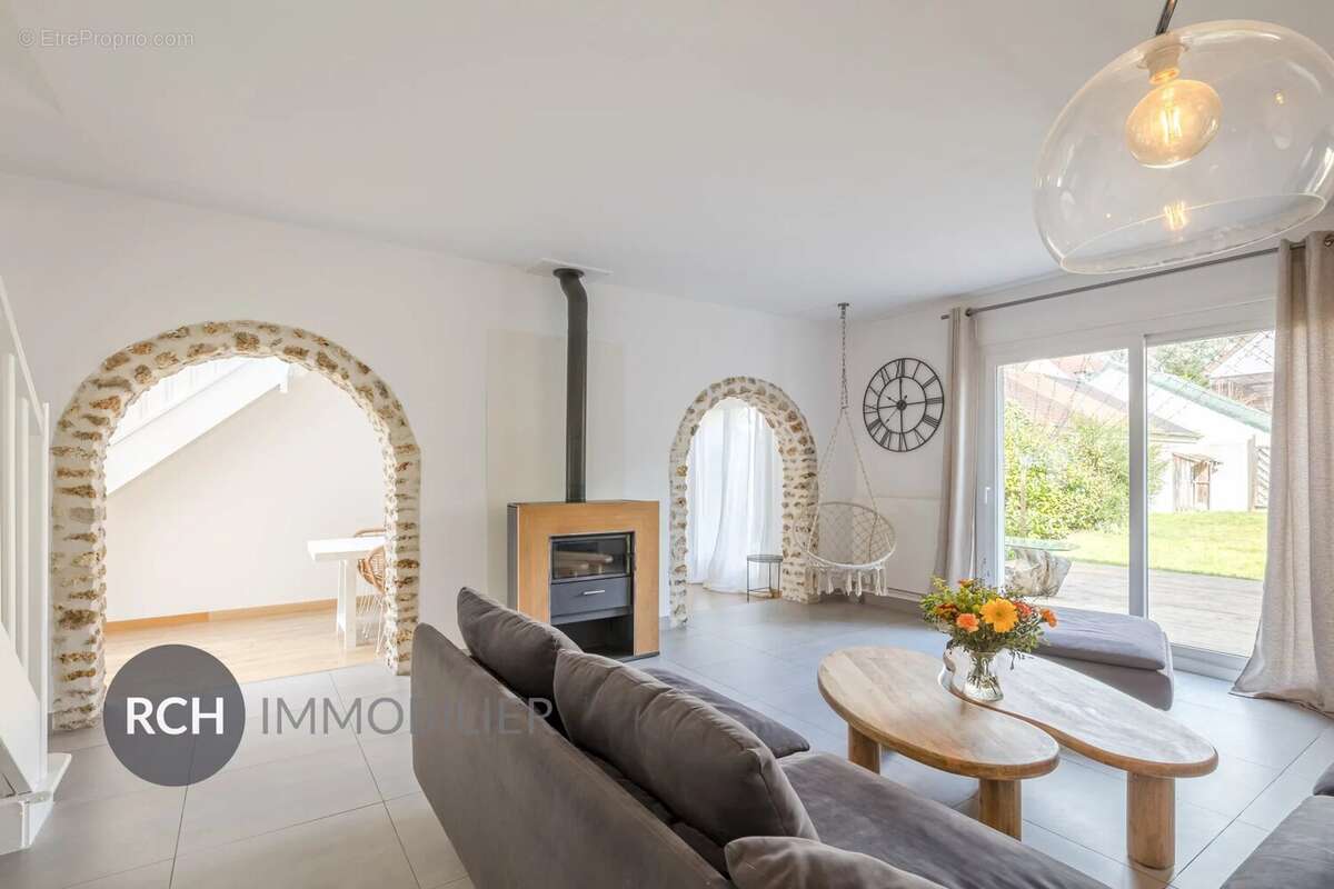 Maison à JOUARS-PONTCHARTRAIN