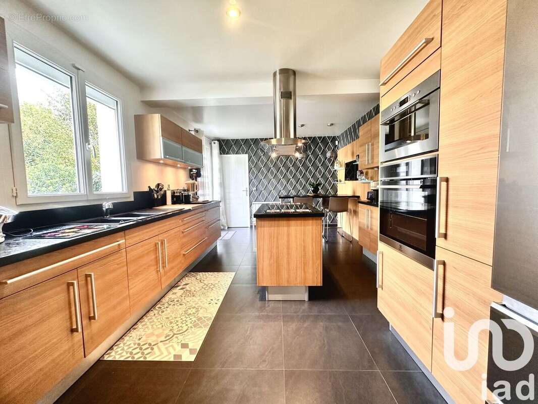 Photo 6 - Maison à THIAIS