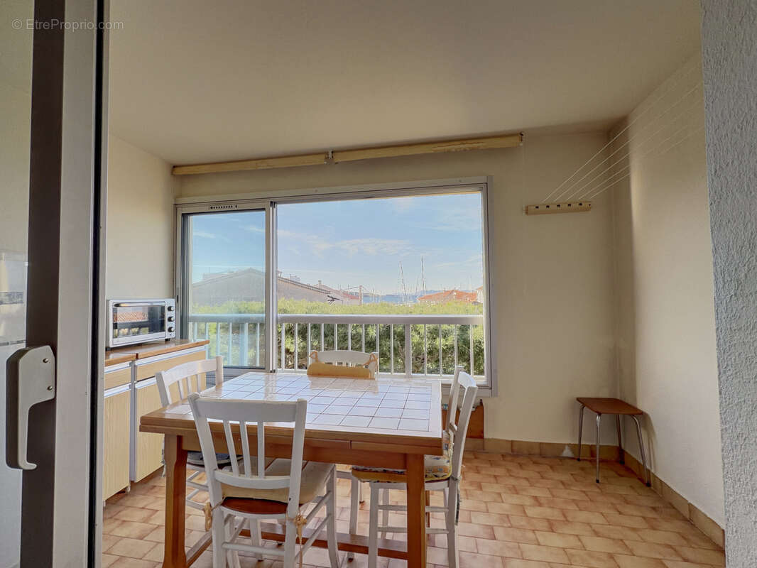 Appartement à SIX-FOURS-LES-PLAGES