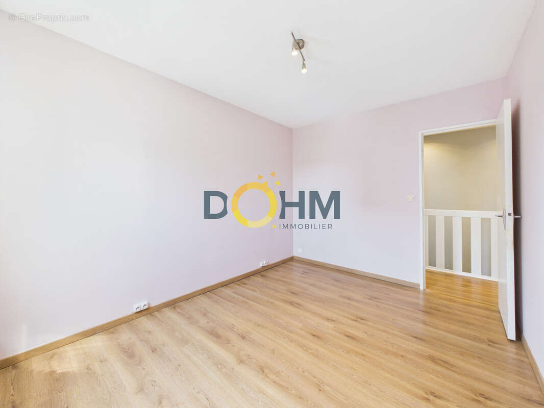 Appartement à ANDREZIEUX-BOUTHEON