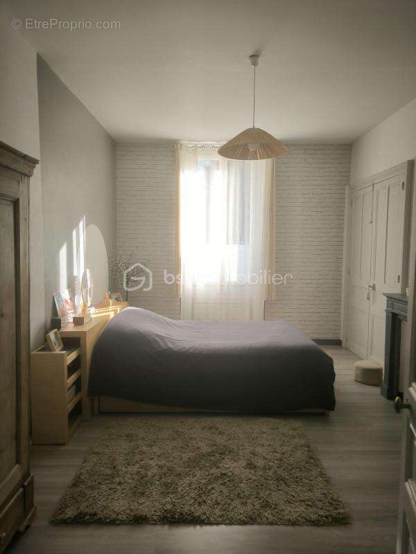 Appartement à VIZILLE