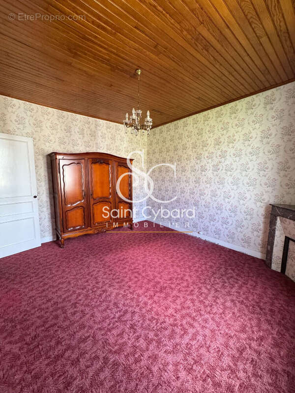 Maison Angouleme - Quartier la madeleine - 151m² environ - photo 11
