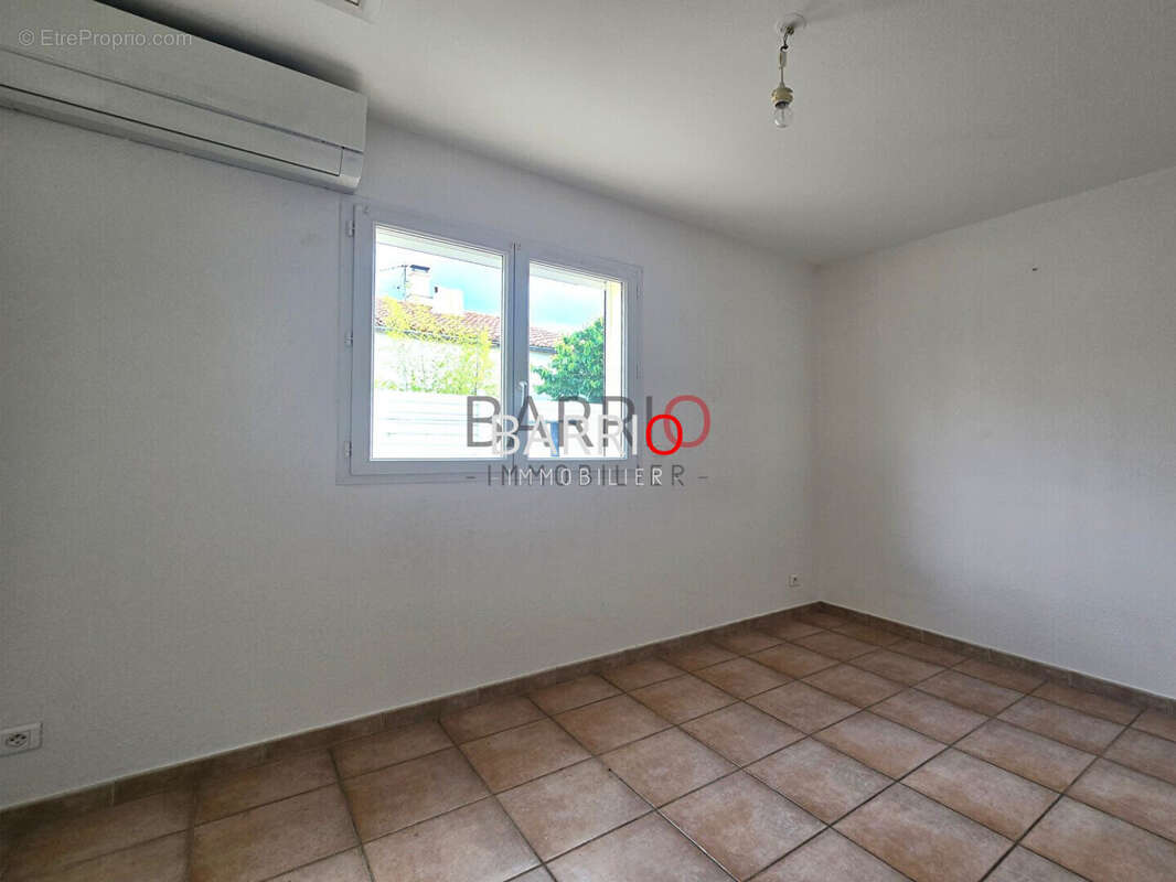 Maison à SAINT-GENIS-DES-FONTAINES