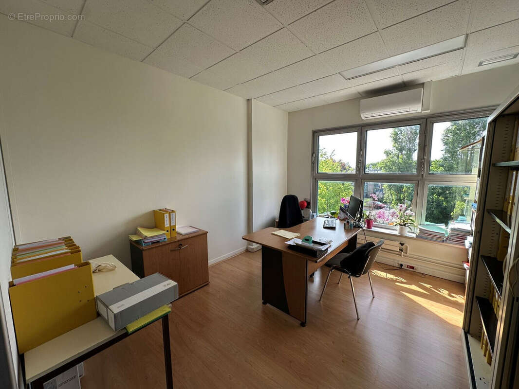 Commerce à VILLIERS-SUR-MARNE