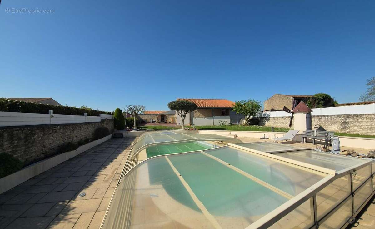 Photo 2 - Maison à LA TAILLEE