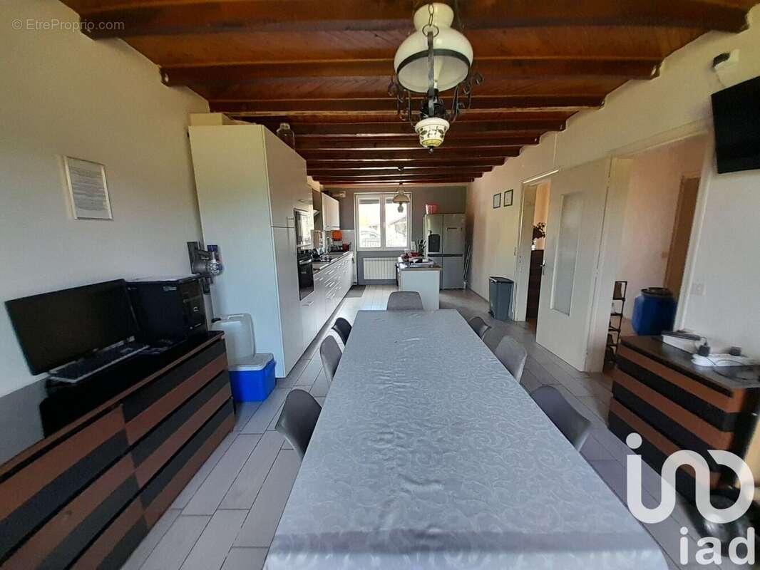 Photo 7 - Maison à LA CHAPELLE-MONTBRANDEIX