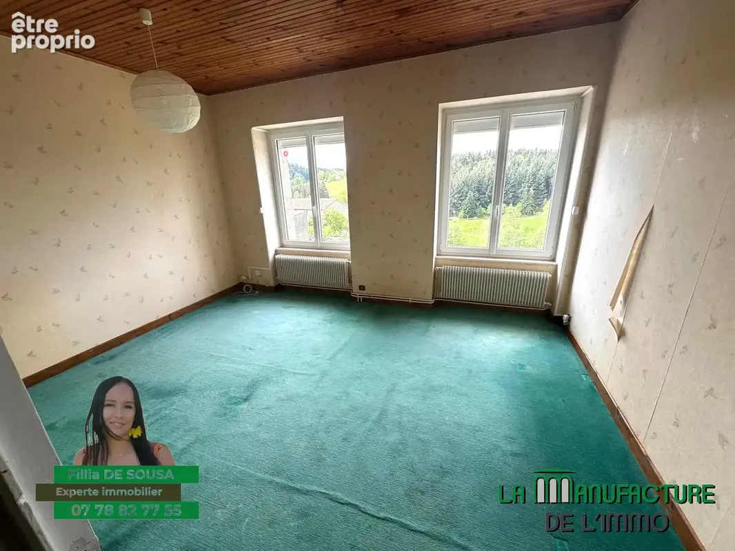 Maison mitoyenne avec jardin de type F4 a rénover - La Chamarèche/ Saint-Just-Malmont - photo 6