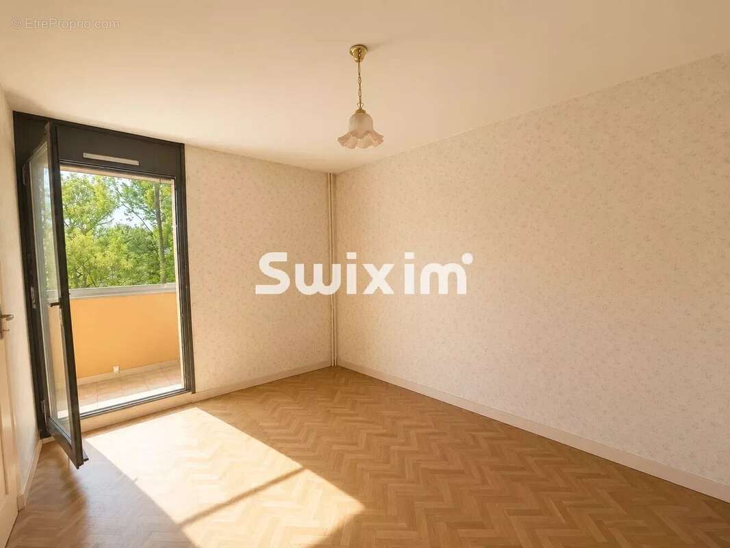Appartement à LONS-LE-SAUNIER