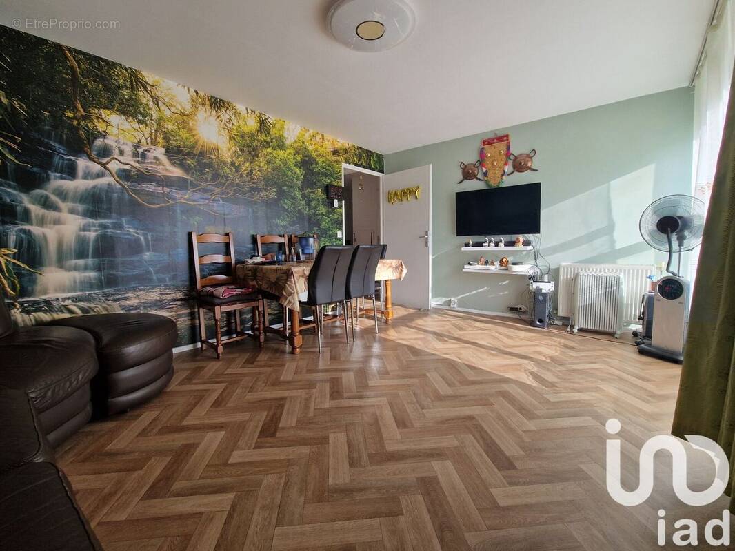 Photo 1 - Appartement à NOISIEL