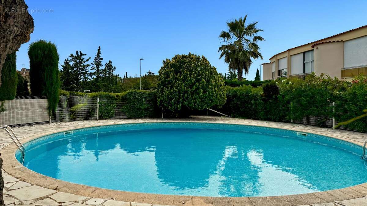 Appartement à SAINT-RAPHAEL