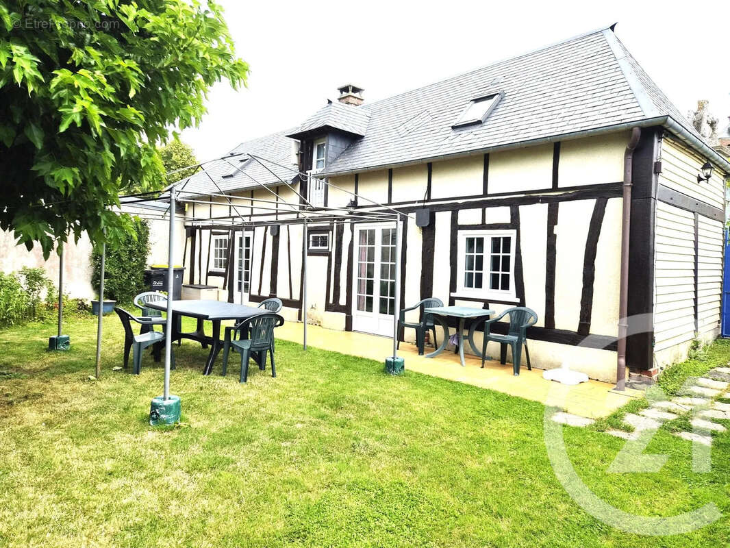Maison à LE NOYER-EN-OUCHE