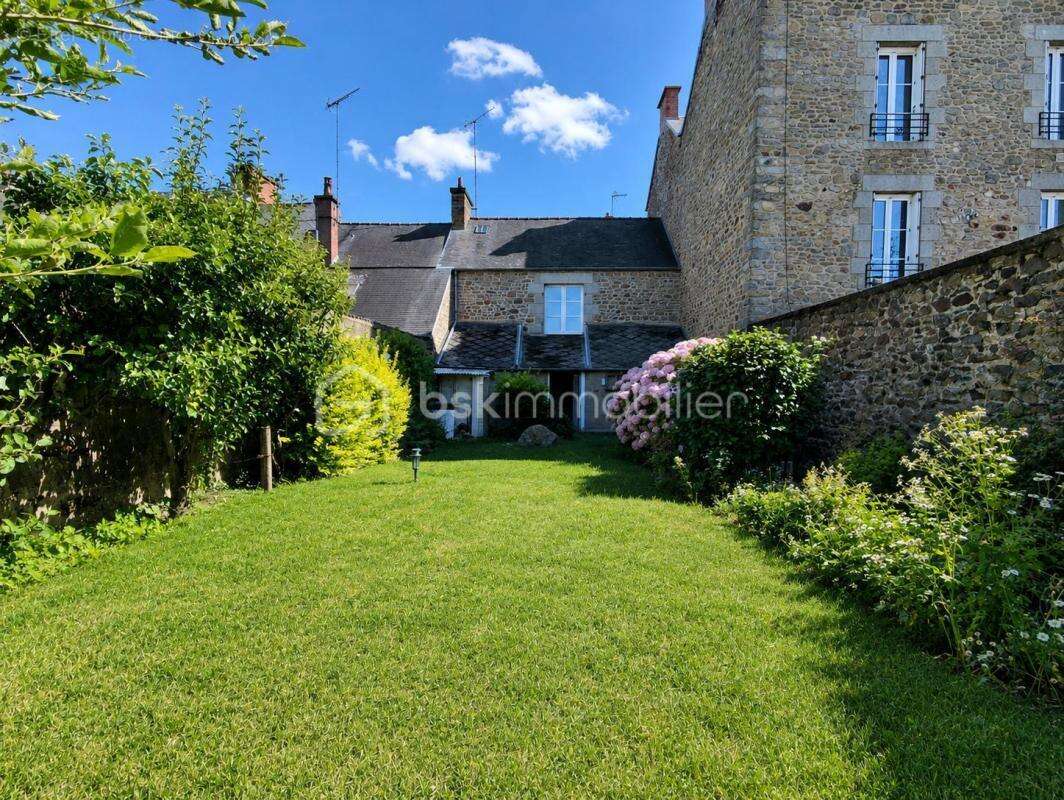 Maison à FOUGERES
