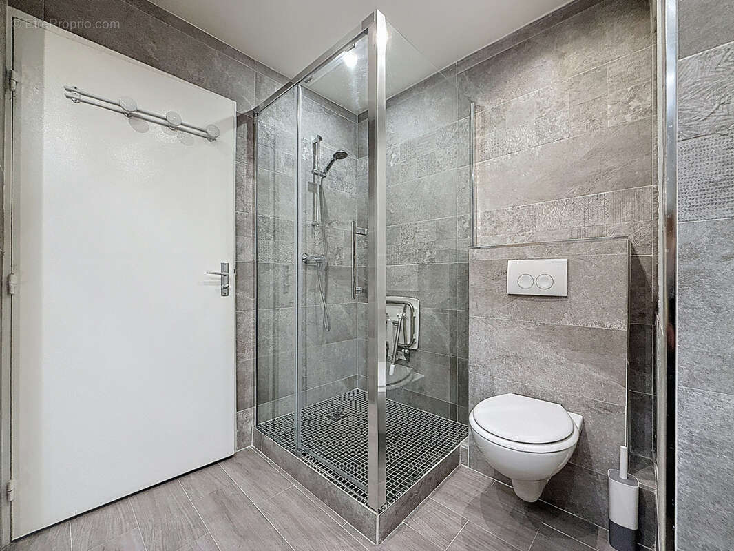 Appartement à PARIS-20E