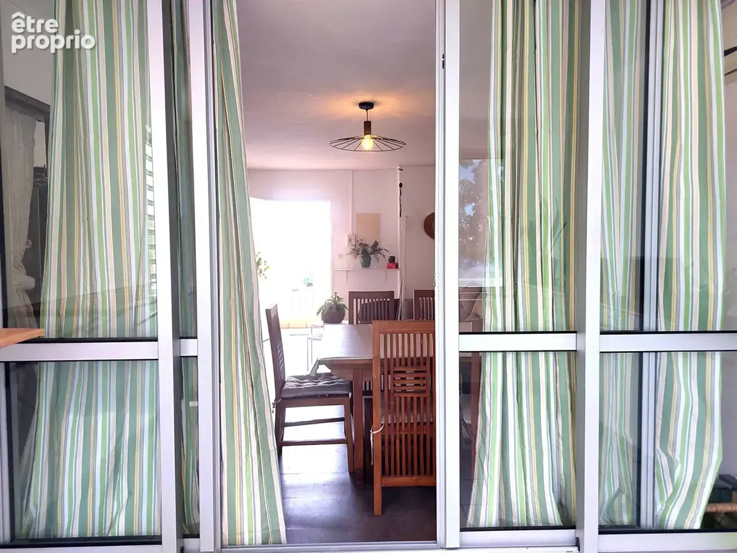 Appartement t4 / le port - photo 3