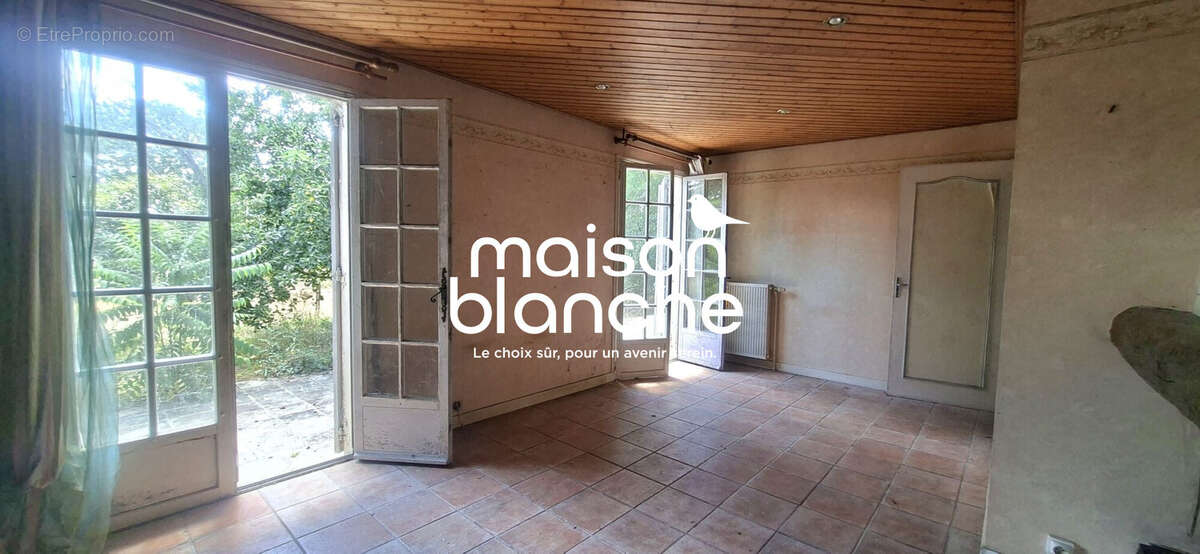 Maison à AMURE
