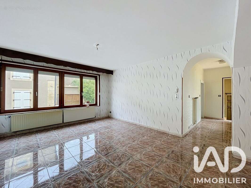Maison 158 m² à Noveant-Sur-Moselle  - photo 4