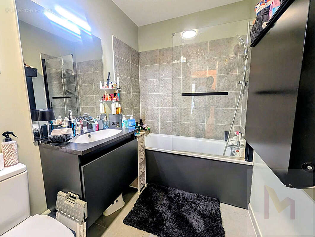 Appartement à NEUILLY-SUR-MARNE