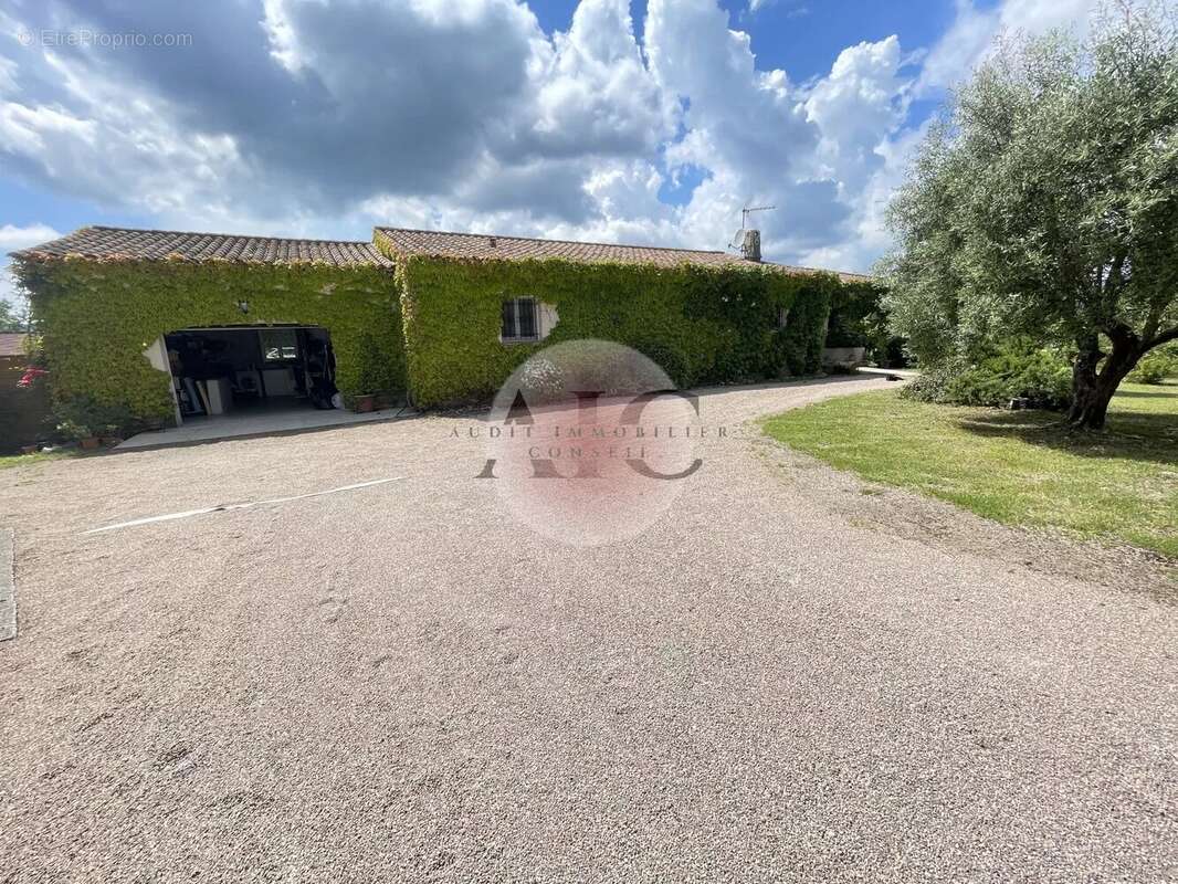 Maison à SAINT-PAUL-EN-FORET