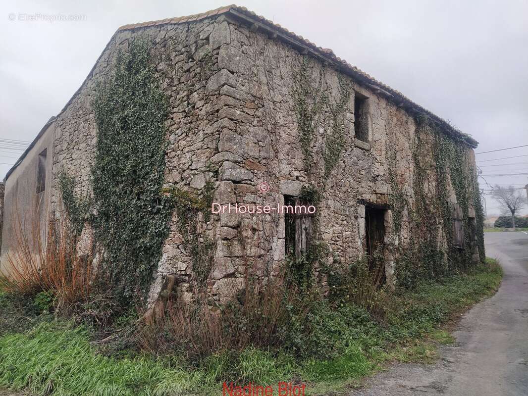 Maison 57 m² à Getigne  - photo 2