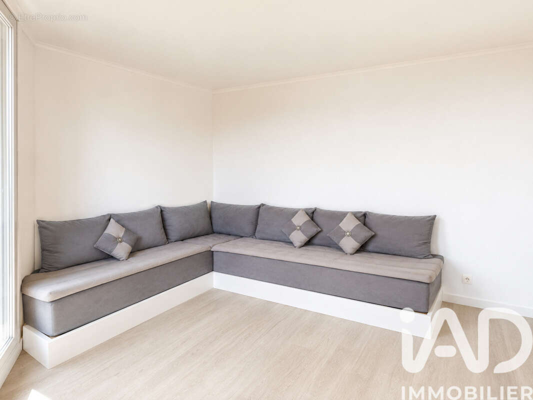 Photo 2 - Appartement à VALREAS