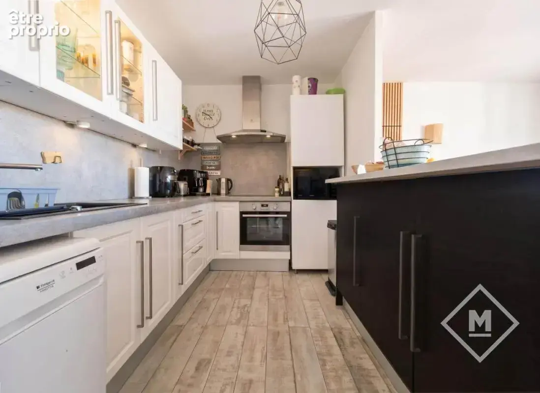 Vente Appartement 84m² Rouet/Cantini Marseille 8ème - Terrasses et État Impeccable - photo 5