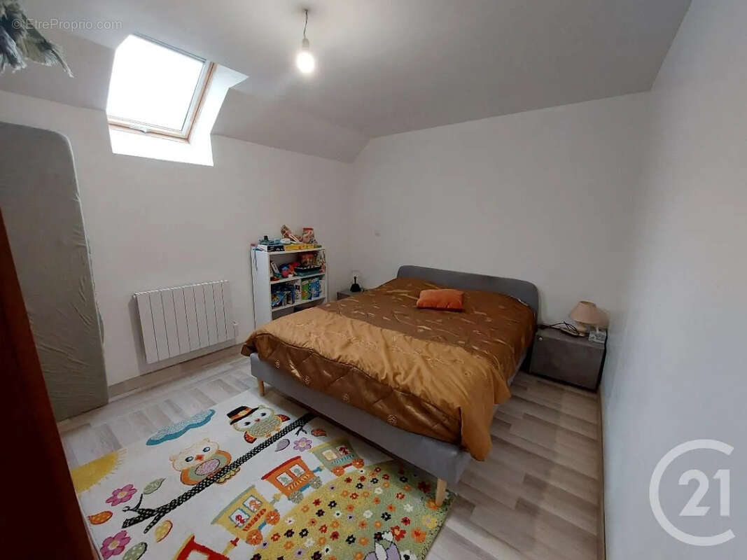 Maison à SOUGERES-EN-PUISAYE